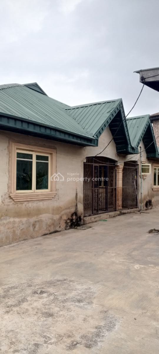 Spacious Mini Flat with Large Living Room & Dining Space, Short Drive From Arepo/ Magboro, Asese, Ibafo, Ogun, Mini Flat (room and Parlour) for Rent