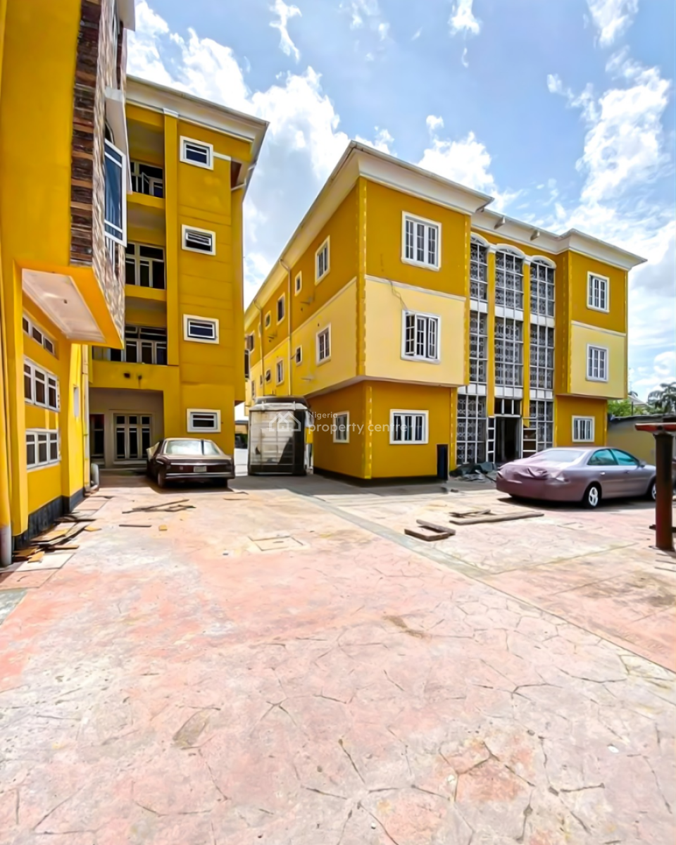 Standard 3 Bedroom Apartment in a Secure Environment, Gra Phase 3, Port Harcourt, Rivers, Flat / Apartment for Rent