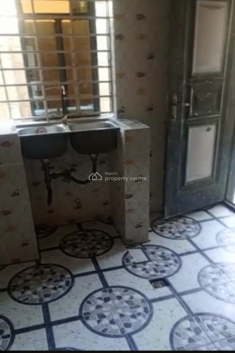 Standard 3bdrm Bungalow, Back of Federal Housing Estate Oke Onitea Aigbe Area, Osogbo, Osun, Detached Bungalow for Sale