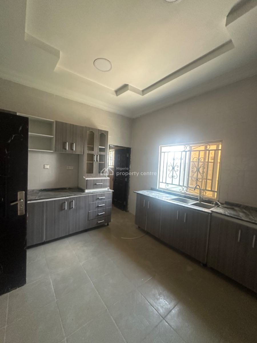 Luxury Spacious 3 Bedroom Bungalow with 2 Rooms Bq, Sungold, Galadimawa, Abuja, Detached Bungalow for Rent