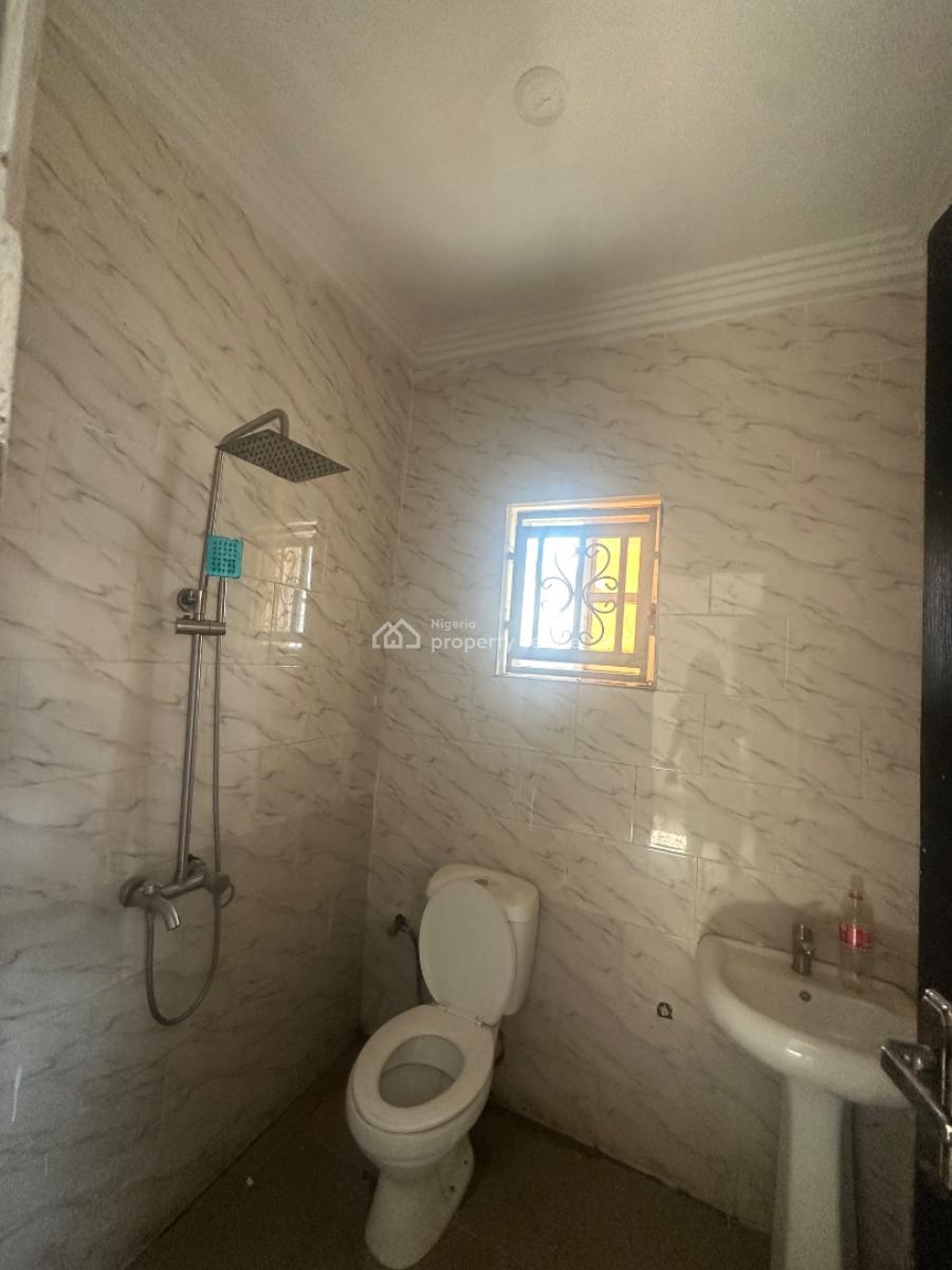 Luxury Spacious 3 Bedroom Bungalow with 2 Rooms Bq, Sungold, Galadimawa, Abuja, Detached Bungalow for Rent