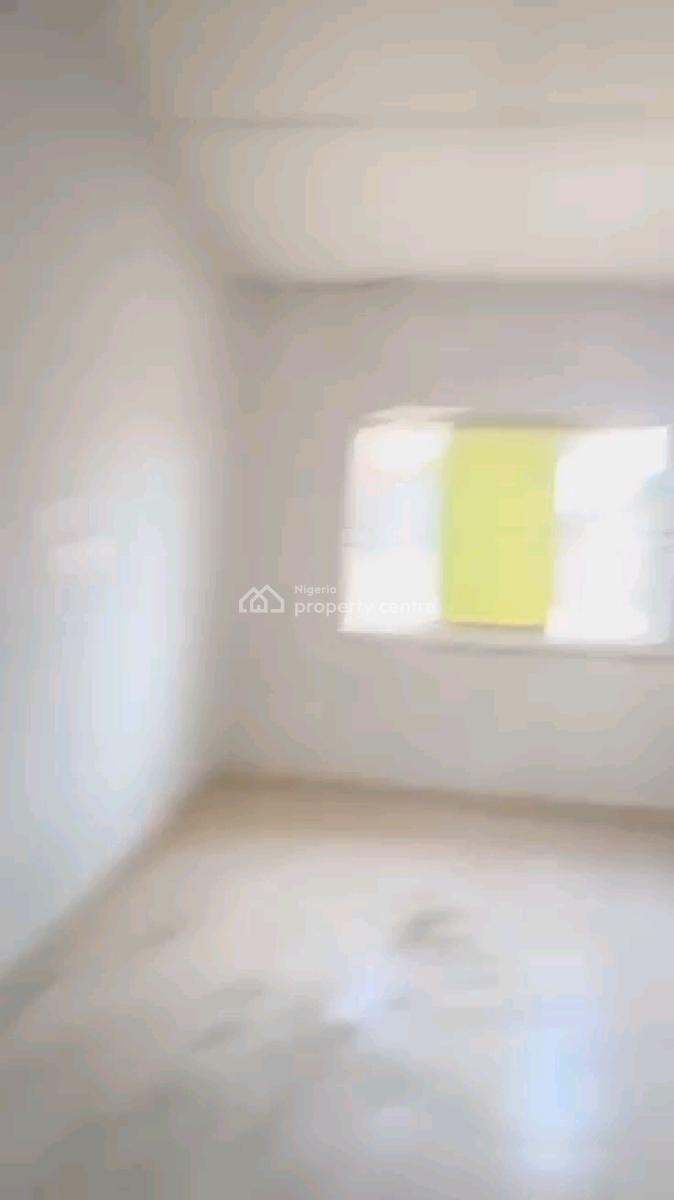 Standard and Spacious 3 Bedroom Flat, Soluyu, Soluyi, Gbagada, Lagos, Flat / Apartment for Rent