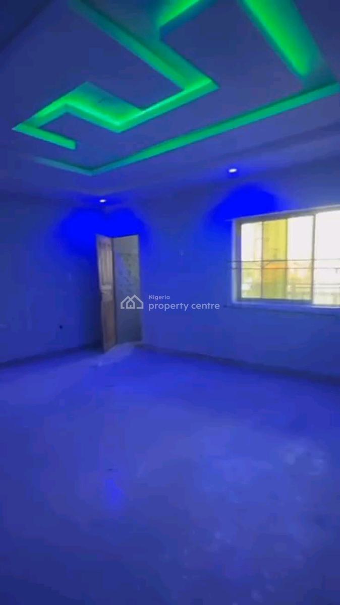 Standard and Spacious 3 Bedroom Flat, Soluyu, Soluyi, Gbagada, Lagos, Flat / Apartment for Rent