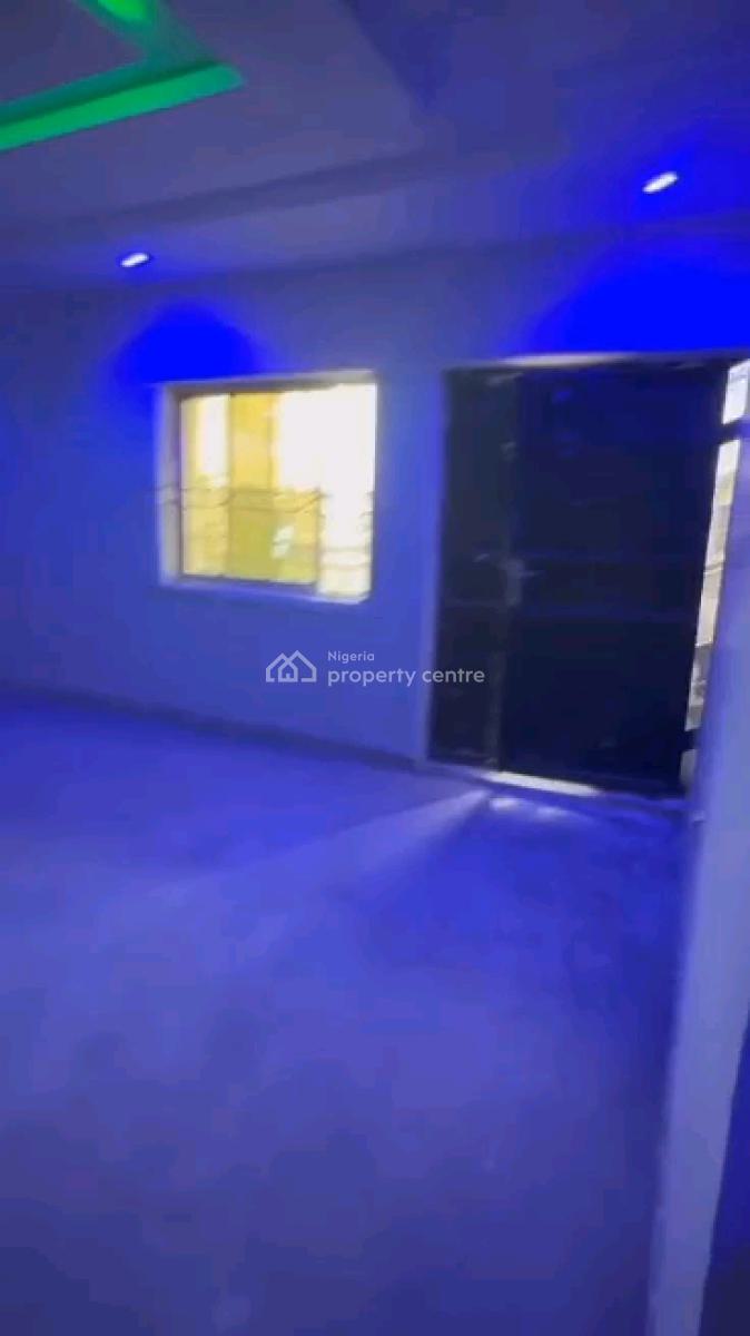 Standard and Spacious 3 Bedroom Flat, Soluyu, Soluyi, Gbagada, Lagos, Flat / Apartment for Rent