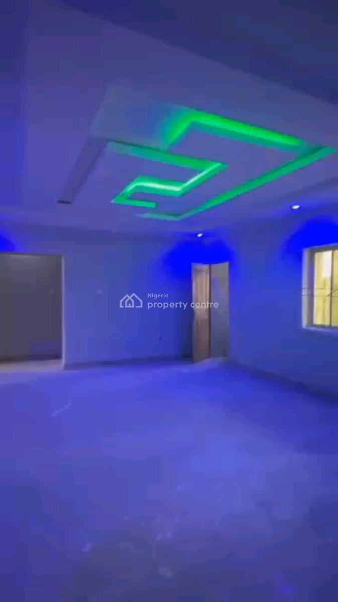 Standard and Spacious 3 Bedroom Flat, Soluyu, Soluyi, Gbagada, Lagos, Flat / Apartment for Rent