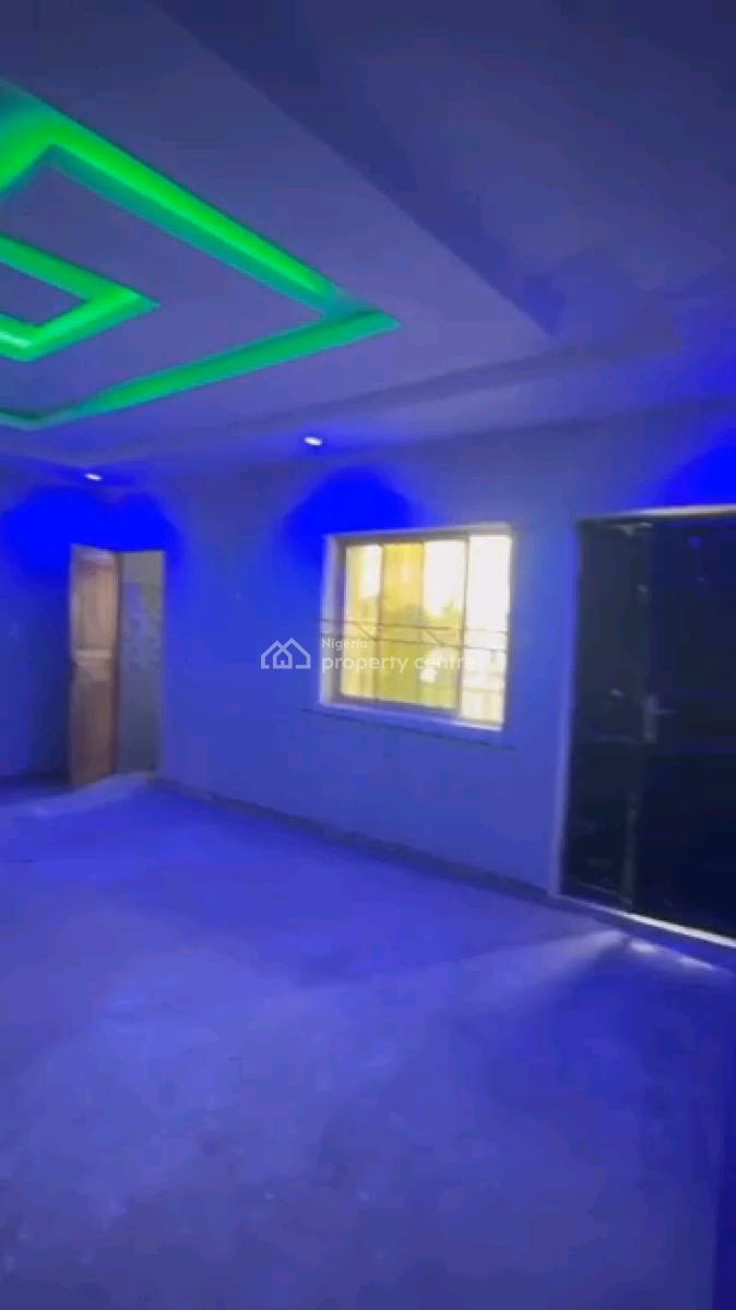 Standard and Spacious 3 Bedroom Flat, Soluyu, Soluyi, Gbagada, Lagos, Flat / Apartment for Rent