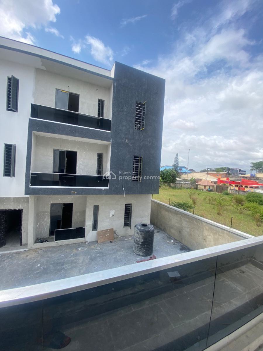 Standard and Spacious Newly Built Mini Flat with Two Toilets, Majek Sangotedo Depot Estate, Sangotedo, Ajah, Lagos, Mini Flat (room and Parlour) for Rent
