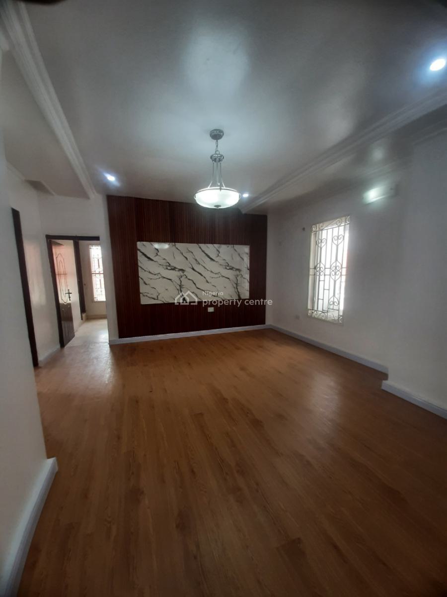 Serviced, 24/7 Power Supply Guaranteed, Lekki Phase 1, Lekki, Lagos, Flat / Apartment for Rent