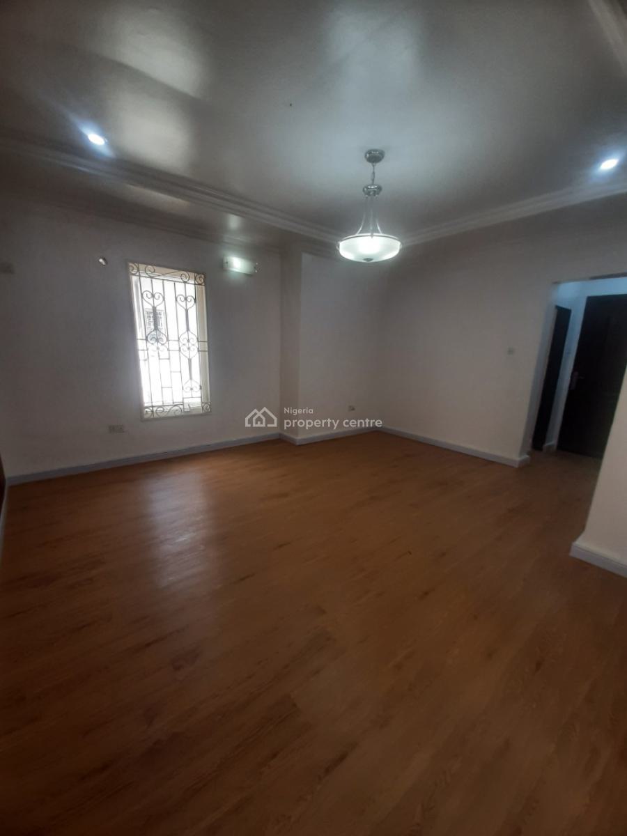 Serviced, 24/7 Power Supply Guaranteed, Lekki Phase 1, Lekki, Lagos, Flat / Apartment for Rent