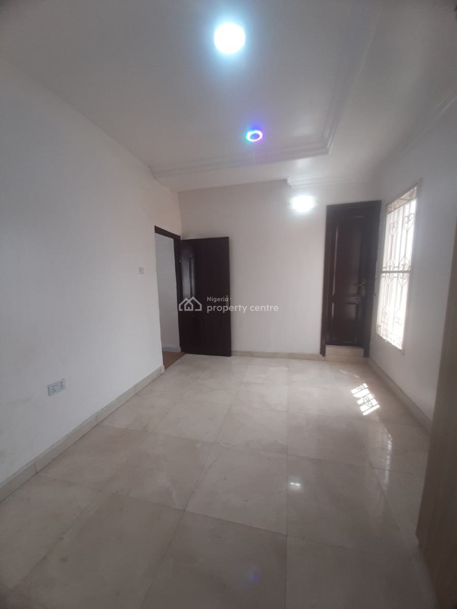 Serviced, 24/7 Power Supply Guaranteed, Lekki Phase 1, Lekki, Lagos, Flat / Apartment for Rent