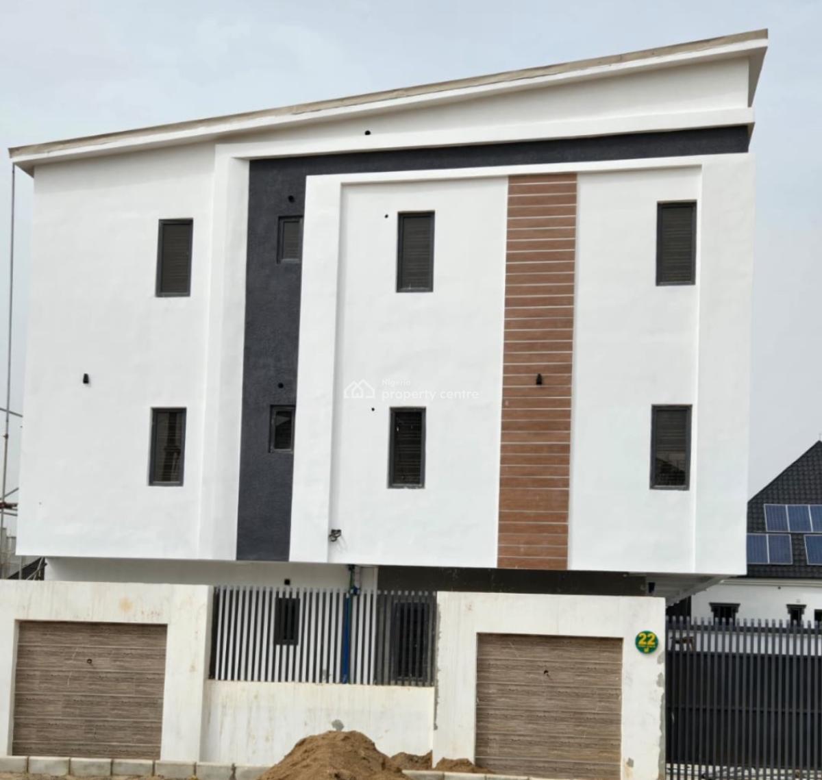 3 Bedrooms Apartment with En-suite Bq, Wuye, Abuja, Flat / Apartment for Sale