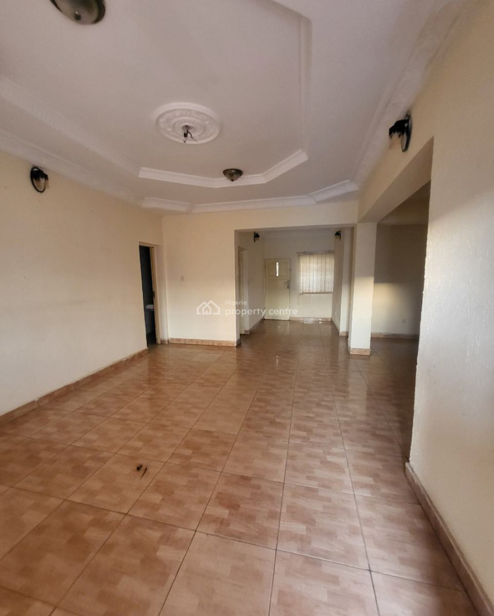 Luxurious Massive 3bedroom Flat, Near American International School, Durumi, Abuja, Flat / Apartment for Rent