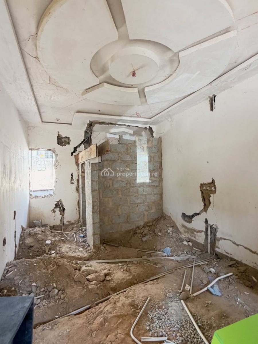 3 Beds  Apartment, Guzape District, Abuja, Flat / Apartment for Sale