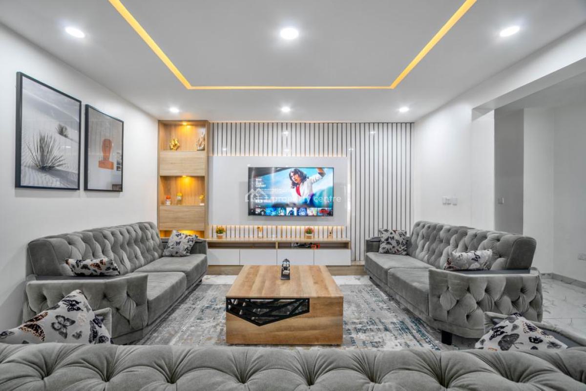 3-bedroom Waterfront Apartment with Snooker, Table Tennis, and Ps5 *av, Lekki Phase 1, Lekki, Lagos, Flat / Apartment Short Let