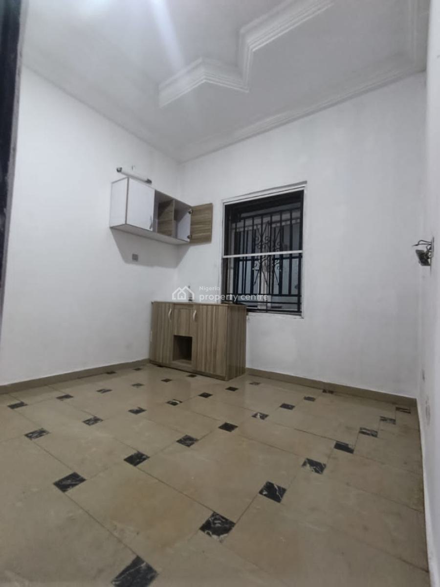Upstairs Mini Flat with Open Plan Kitchen & Balcony, Bera Estate Chevron, Lekki, Lagos, Mini Flat (room and Parlour) for Rent