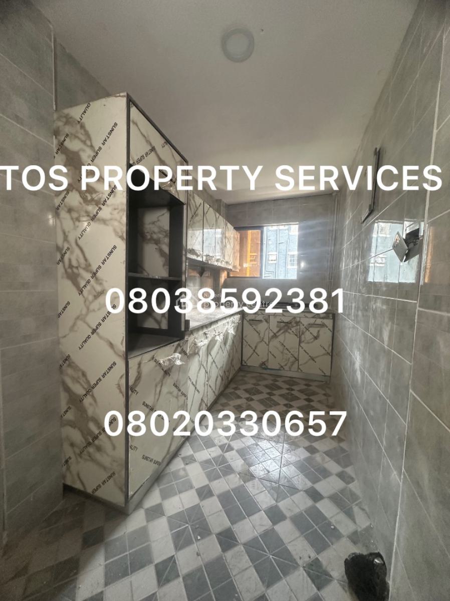 Lovely 2 Bedroom All Rooms Ensuite Apartment, Off Herbert Macaulay Way, Yaba, Lagos, Flat / Apartment for Rent