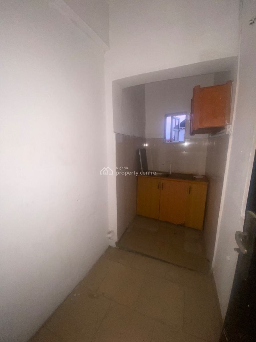 Standard 1 Bedroom Mini Flat, Chevron, Lekki, Lagos, Mini Flat (room and Parlour) for Rent