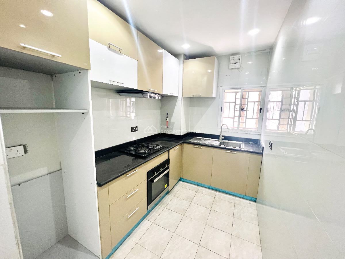 Luxury 2 Bedroom Apartment on Ground Floor, Lsdpc Estate, Freedom Way, Lekki Phase 1, Lekki, Lagos, Flat / Apartment for Rent