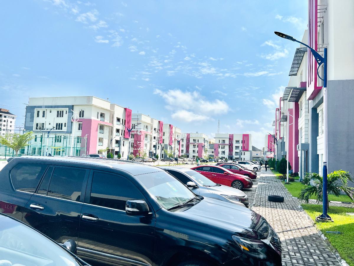 Luxury 2 Bedroom Apartment on Ground Floor, Lsdpc Estate, Freedom Way, Lekki Phase 1, Lekki, Lagos, Flat / Apartment for Rent