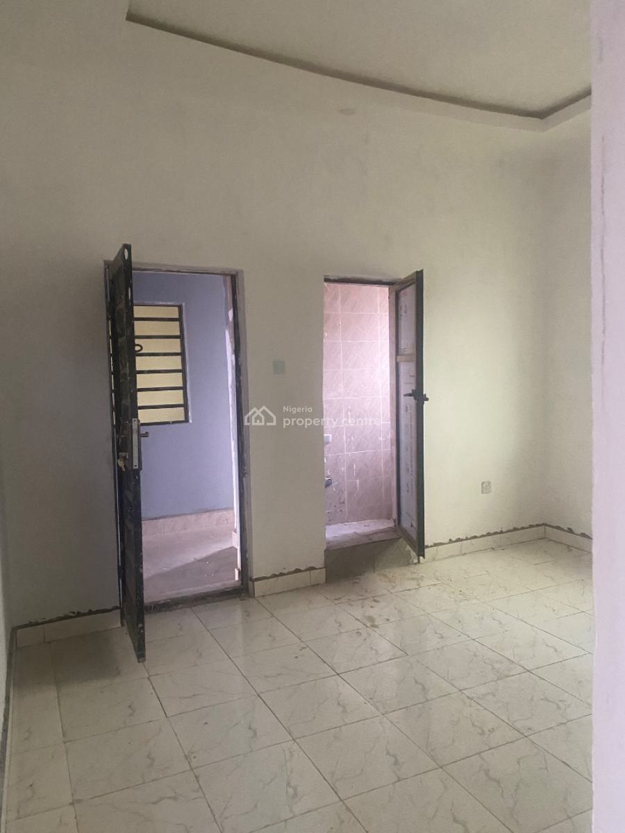 Newly Built Miniflat, Iwaya, Iwaya, Yaba, Lagos, Mini Flat (room and Parlour) for Rent