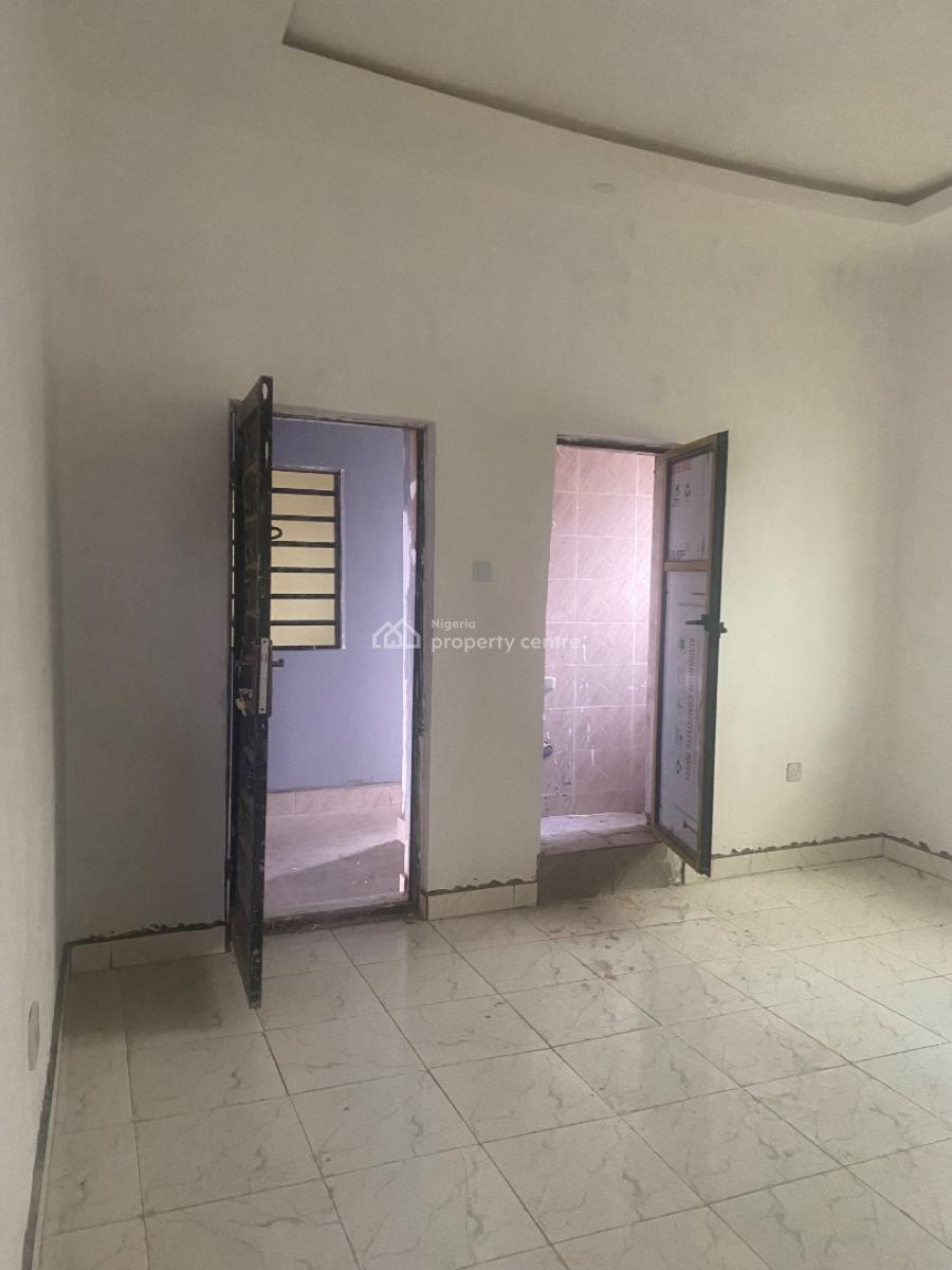 Newly Built Miniflat, Iwaya, Iwaya, Yaba, Lagos, Mini Flat (room and Parlour) for Rent