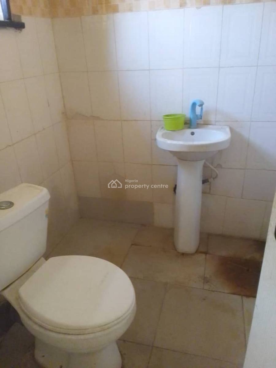1bedroom Flat, Ilasan Lekki , Lagos, Lekki, Lagos, Mini Flat (room and Parlour) for Rent