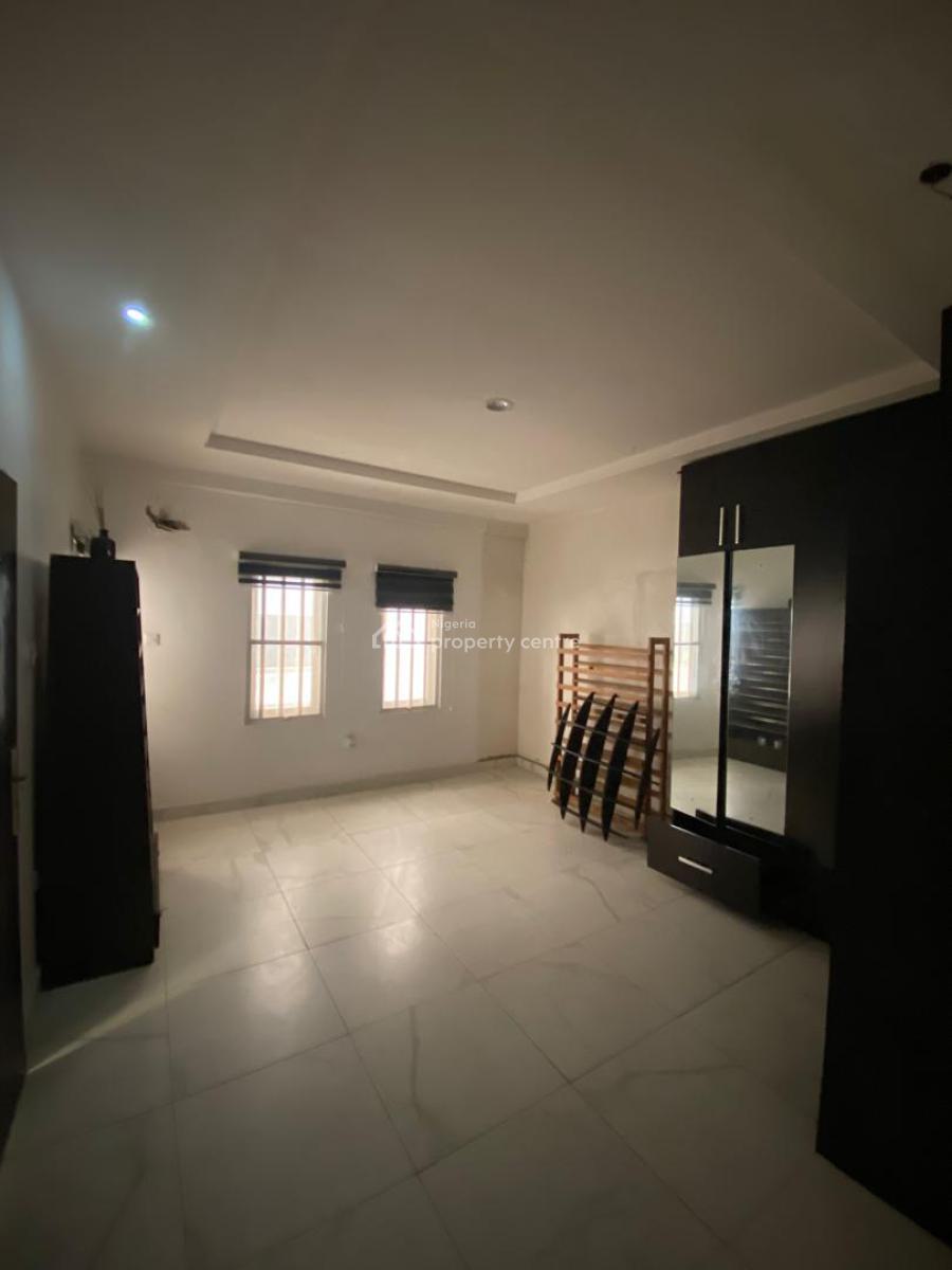 Newly Revamped Serviced 3 Bedroom Maisonnette with Bq, Off Fola Oshibo Street, Lekki Phase 1, Lekki, Lagos, Terraced Duplex for Sale