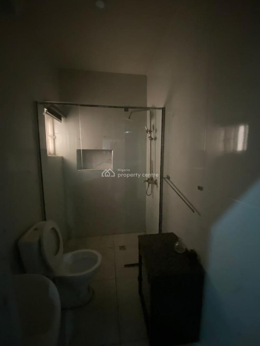 Newly Revamped Serviced 3 Bedroom Maisonnette with Bq, Off Fola Oshibo Street, Lekki Phase 1, Lekki, Lagos, Terraced Duplex for Sale