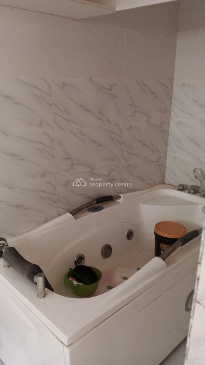 4 Bedroom Duplex with Bq, Off Catholic Church, Ologolo, Lekki, Lagos, Semi-detached Duplex for Rent