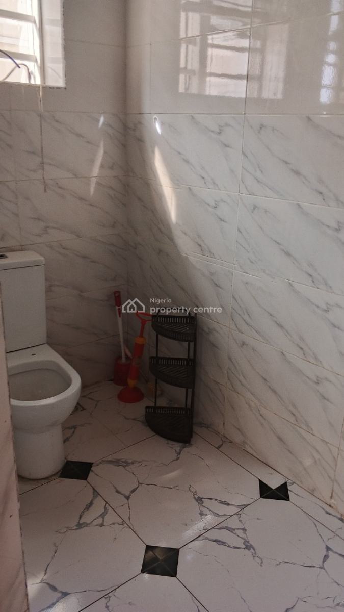 4 Bedroom Duplex with Bq, Off Catholic Church, Ologolo, Lekki, Lagos, Semi-detached Duplex for Rent