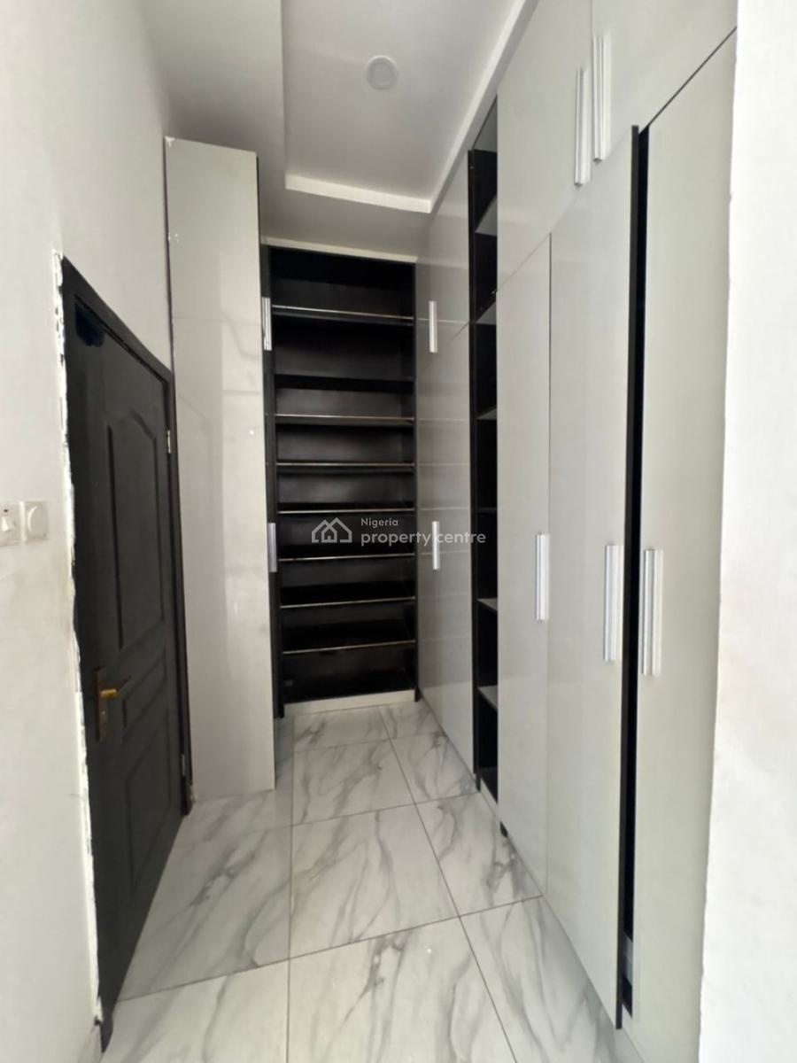 a Luxury Master Bedroom Comes with Balcony and Jacuzzi, Ikota Gra, Ikota, Lekki, Lagos, Self Contain (single Rooms) for Rent