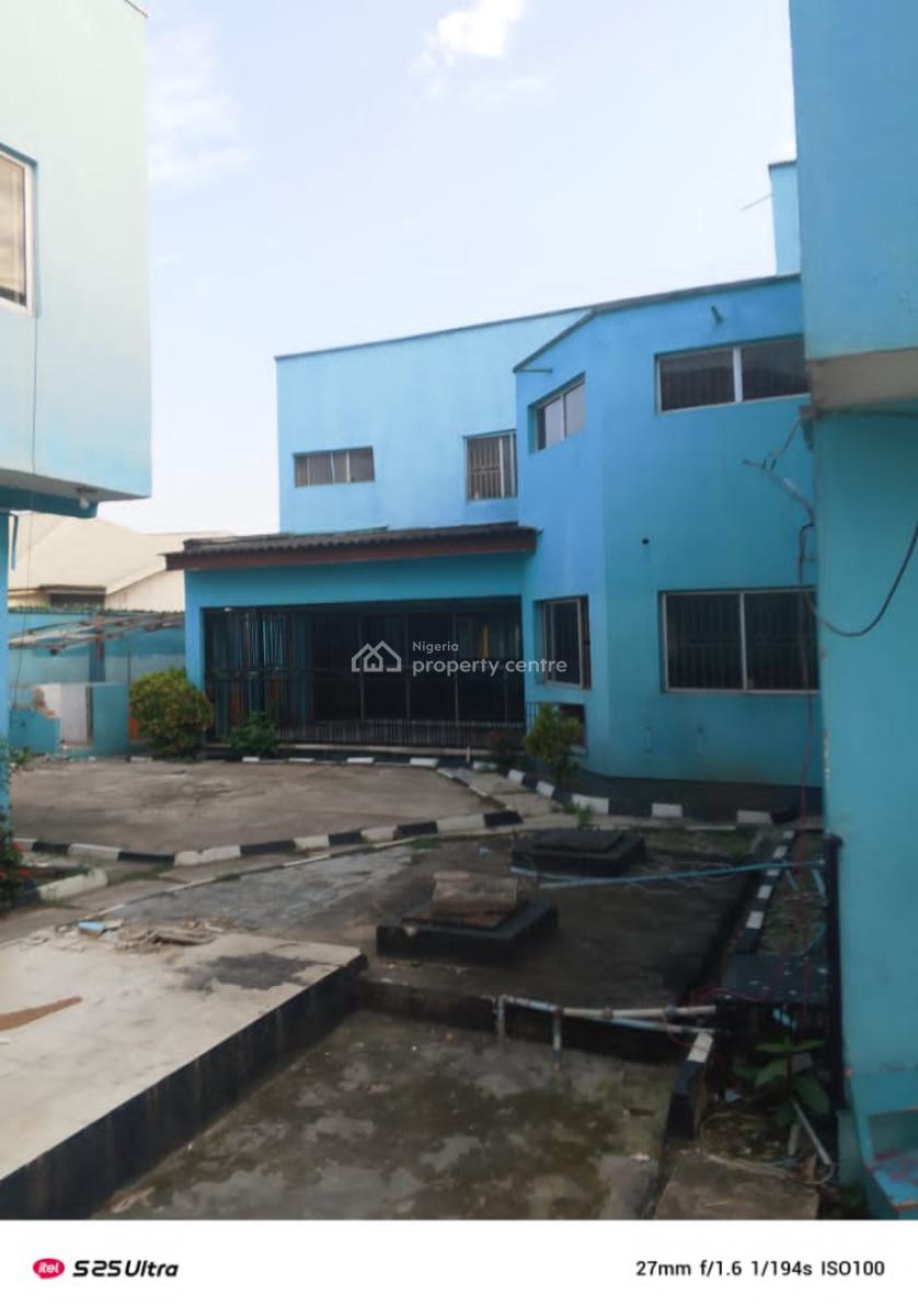Commercial Massive Old 5 Bedroom Duplex 2 Mini Flat on 1200sqm, Omole Phase 1, Omole Phase 1, Ikeja, Lagos, Office Space for Rent