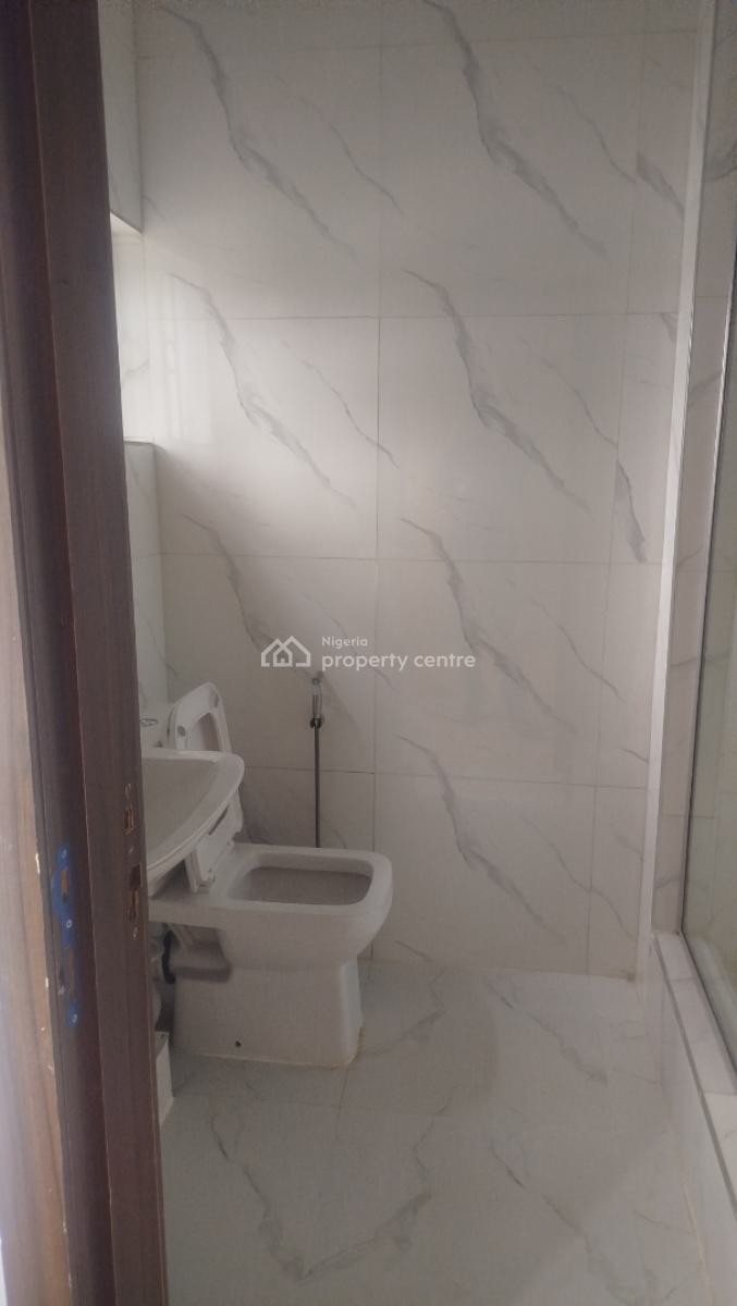 Executive 3 Bedroom Apartment All Room Ensuite Spacious Kitichen Pool,, Ikeja Gra Off Oba Akinjobi, Ikeja, Lagos, Flat / Apartment for Rent