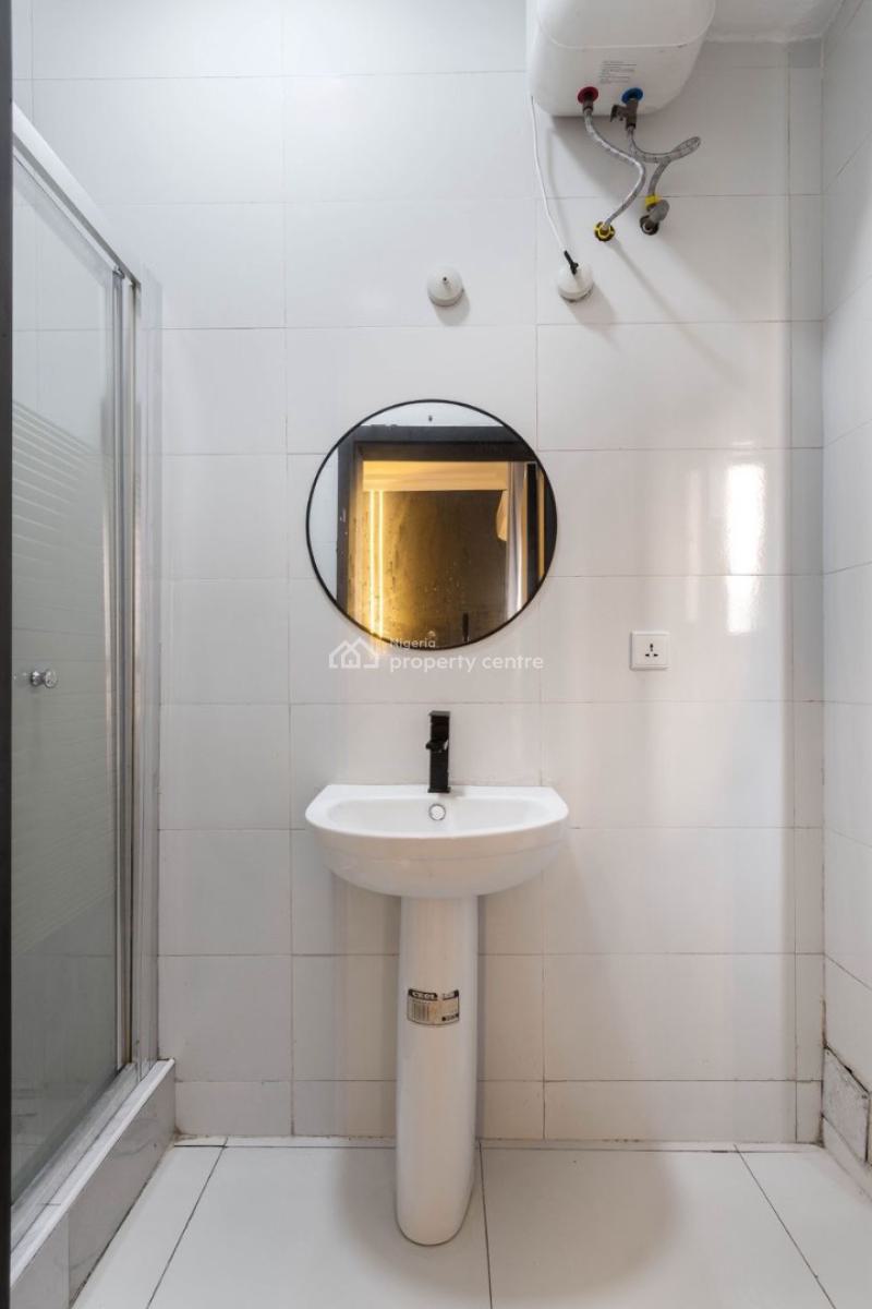 Beautiful 2 Bedroom Apartment with Ps5 and Snooker Board, Admiralty Way, Lekki Phase 1, Lekki, Lagos, Flat / Apartment Short Let