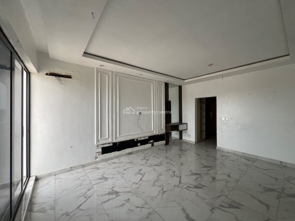 Luxury 3 Bedroom Apartment with Bq, Periwinkle, Lekki Phase 1, Lekki, Lagos, Flat / Apartment for Sale