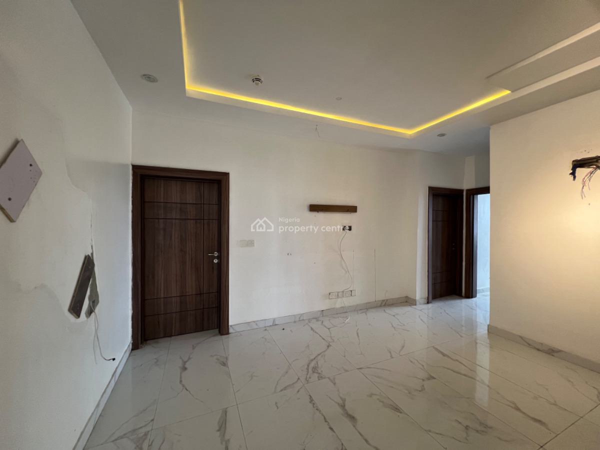 Luxury 3 Bedroom Apartment with Bq, Periwinkle, Lekki Phase 1, Lekki, Lagos, Flat / Apartment for Sale