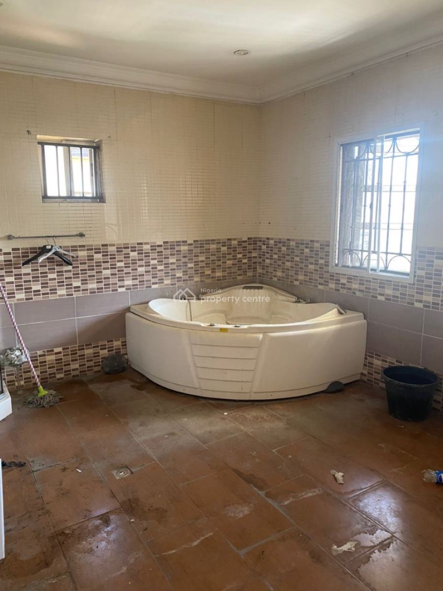 Luxury 6 Bedrooms Detached House with 2 Bq, Lekki Phase 1, Lekki, Lagos, Detached Duplex for Rent