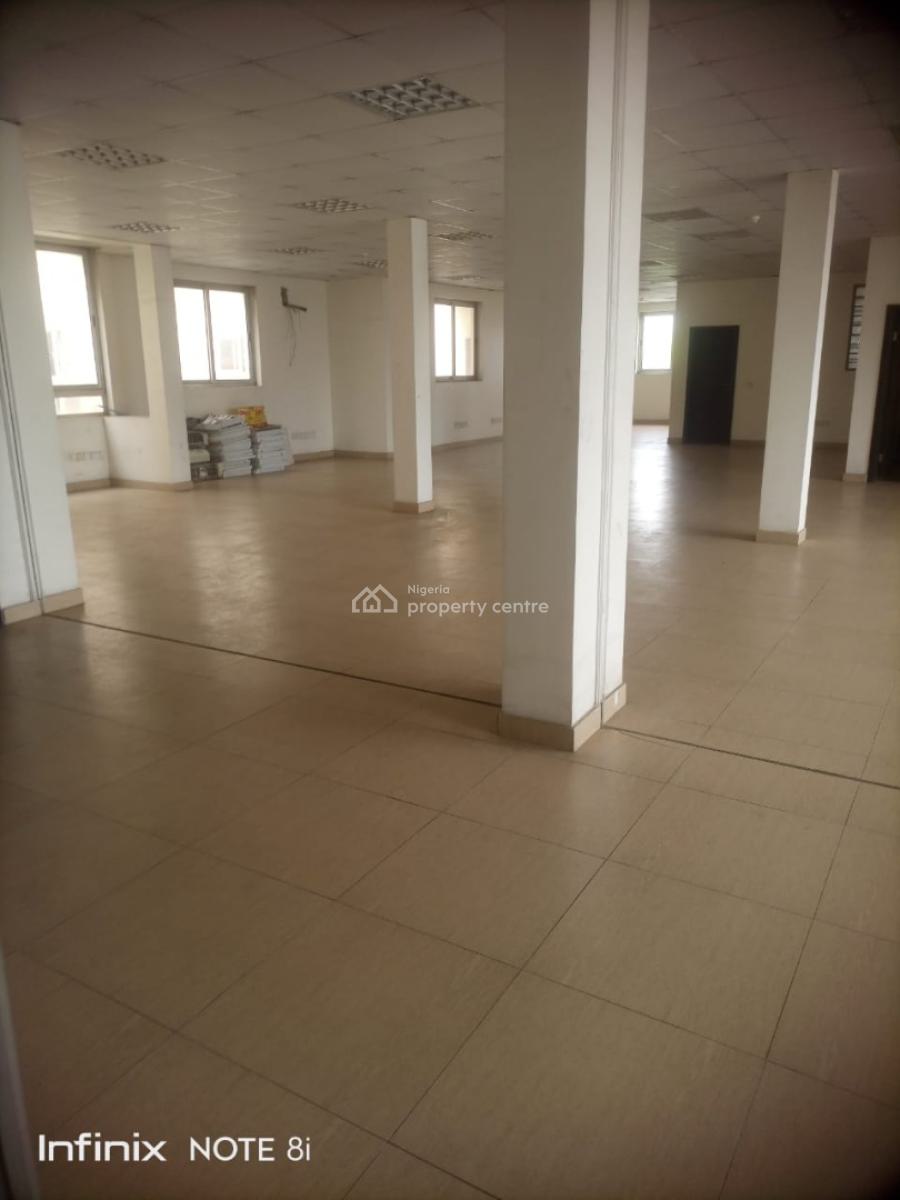 Open Plan Office Space at Oniru/lekki.  Size: 288.00sqm, Lekki Right Side, Lekki, Lagos, Commercial Property for Rent