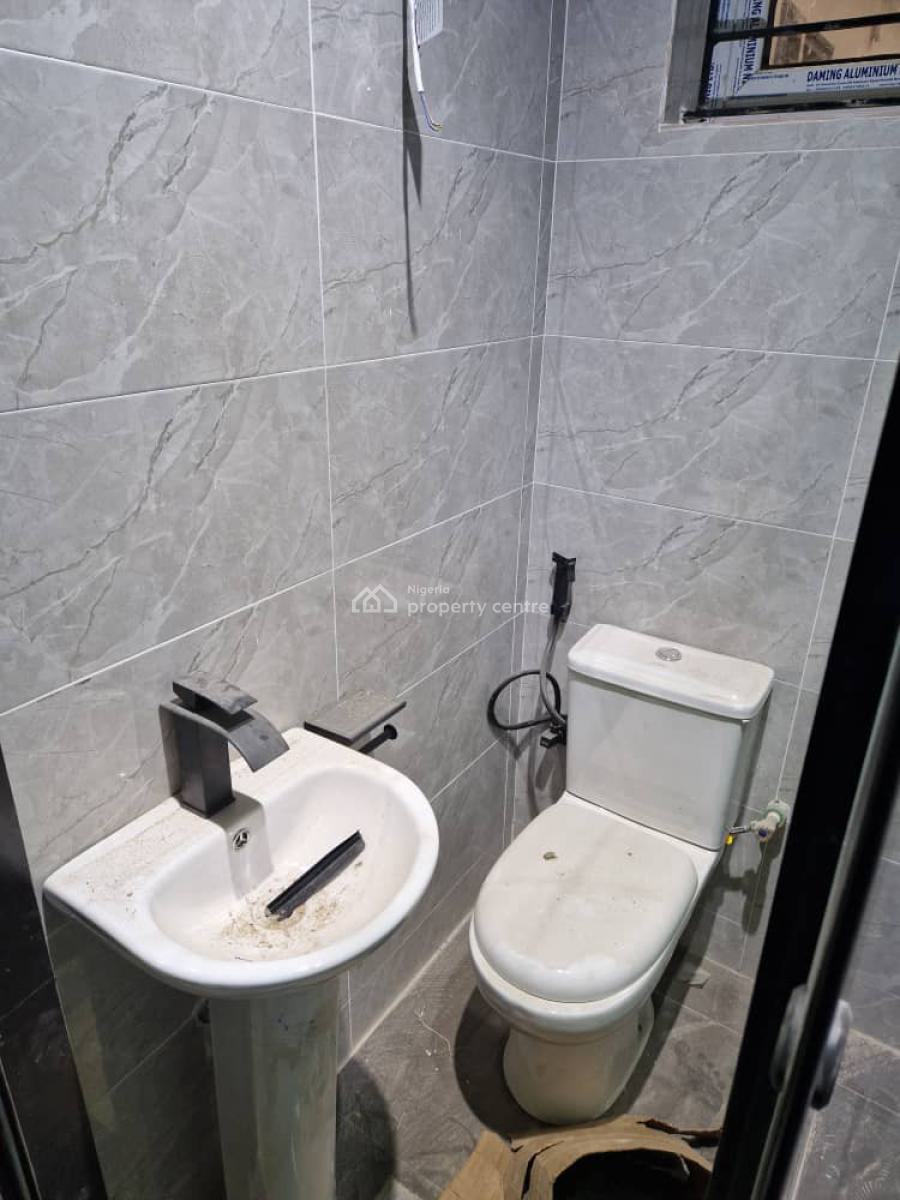 Exquisitely Newly Finished 5 Bedroom Fully Detached Duplex, on 512sqm, Private Estate Magodo Phase 1, Gra Phase 1, Magodo, Lagos, House for Sale