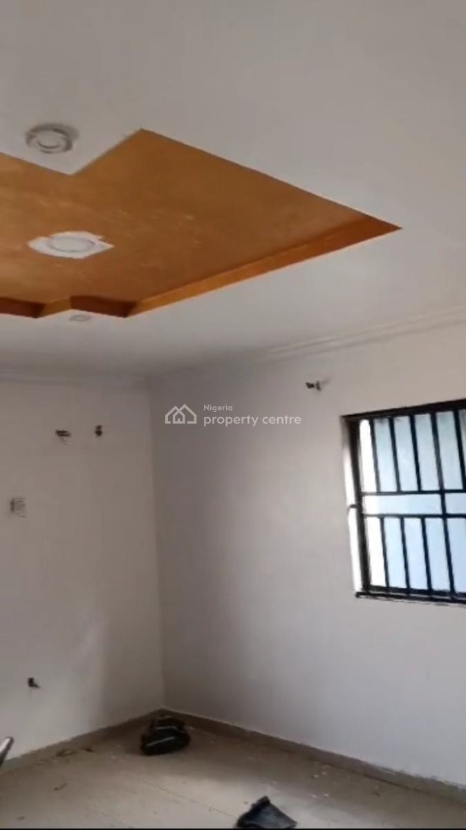 Renovated and Spacious 3bedroom Up Flat All Rooms Ensuite with Guest, Off Yetunde Brown Ifako Gbagada, Ifako, Gbagada, Lagos, Flat / Apartment for Rent