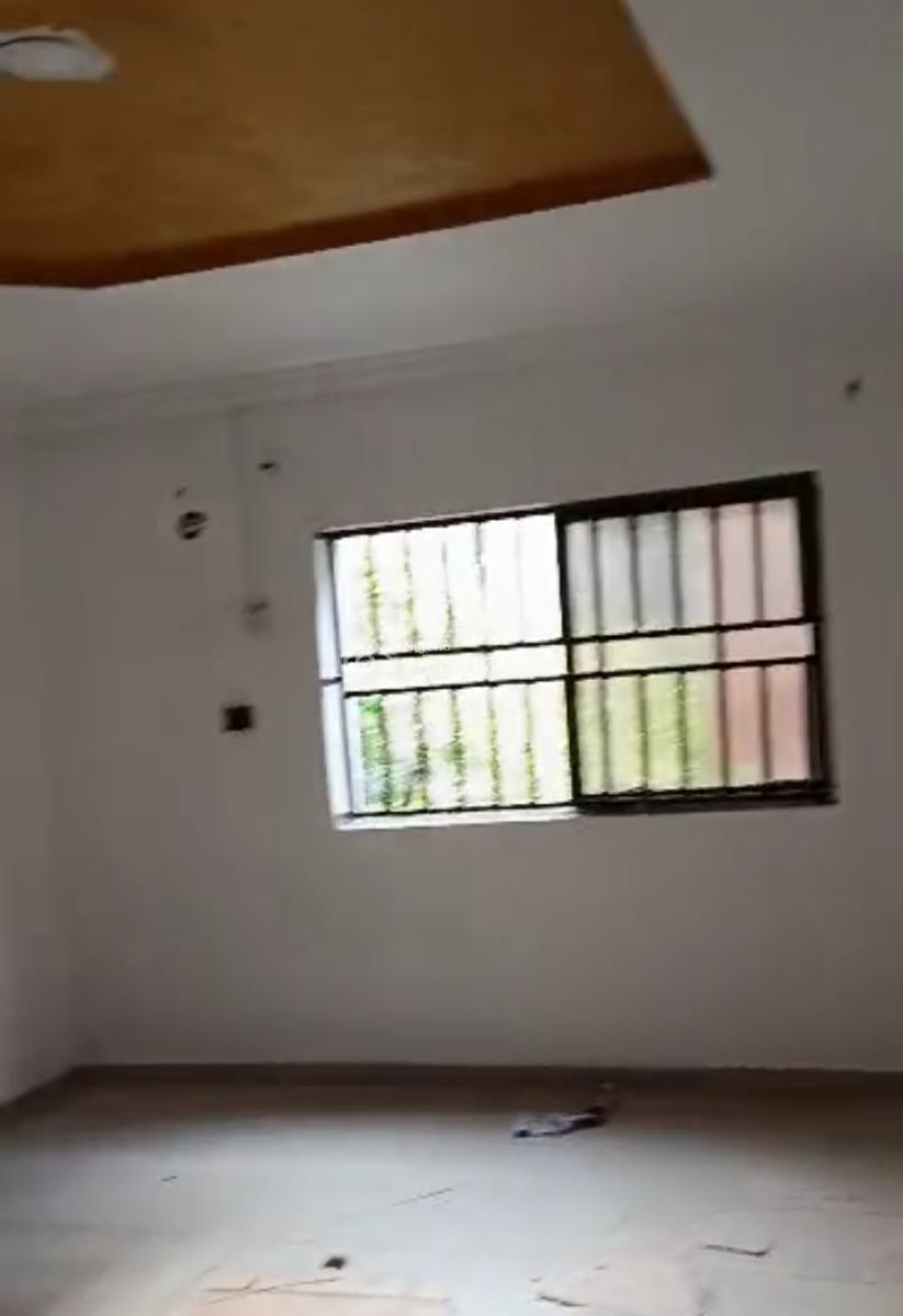 Renovated and Spacious 3bedroom Up Flat All Rooms Ensuite with Guest, Off Yetunde Brown Ifako Gbagada, Ifako, Gbagada, Lagos, Flat / Apartment for Rent
