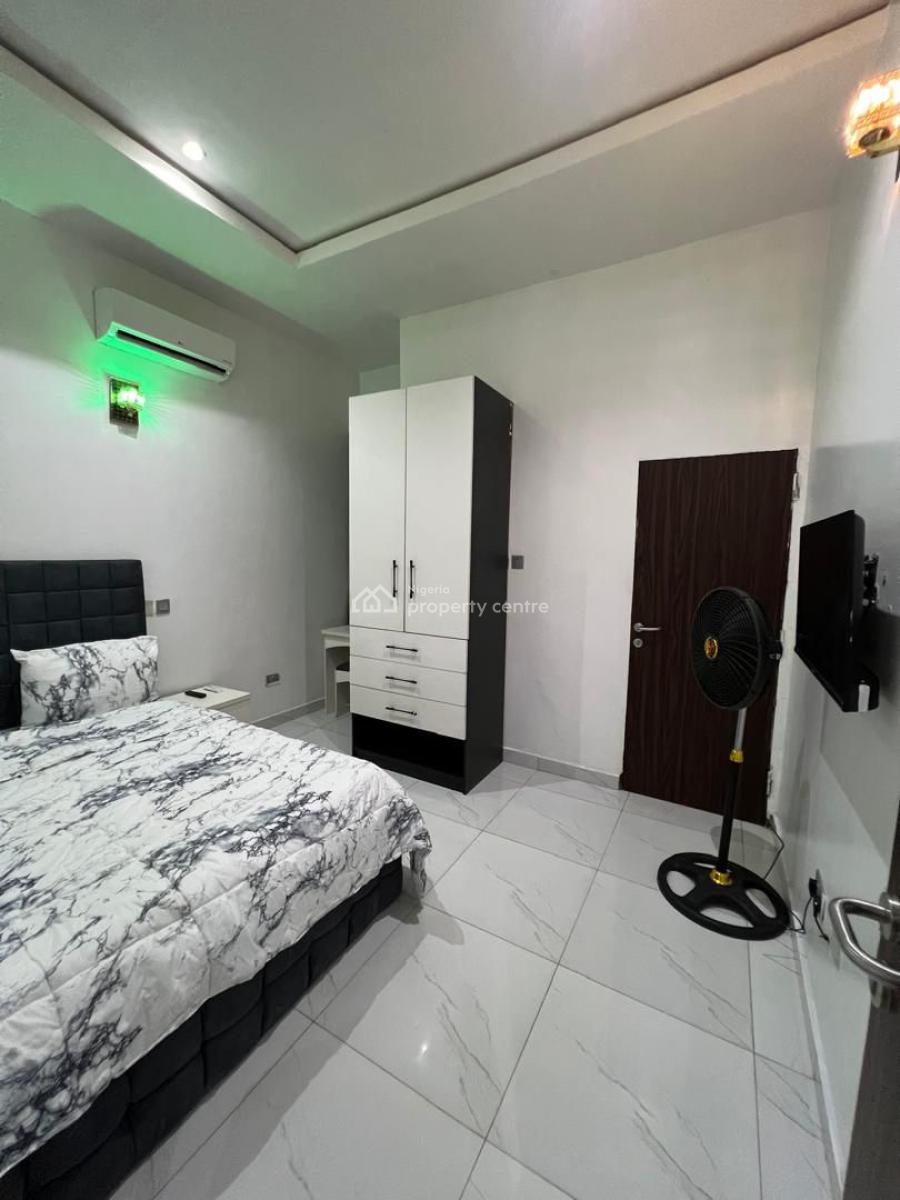 a Luxury Furnished Masters Bedroom in Orchid Road., Van Daniel Estate Orchid Road Lekki Lagos, Lafiaji, Lekki, Lagos, Self Contain (single Rooms) for Rent