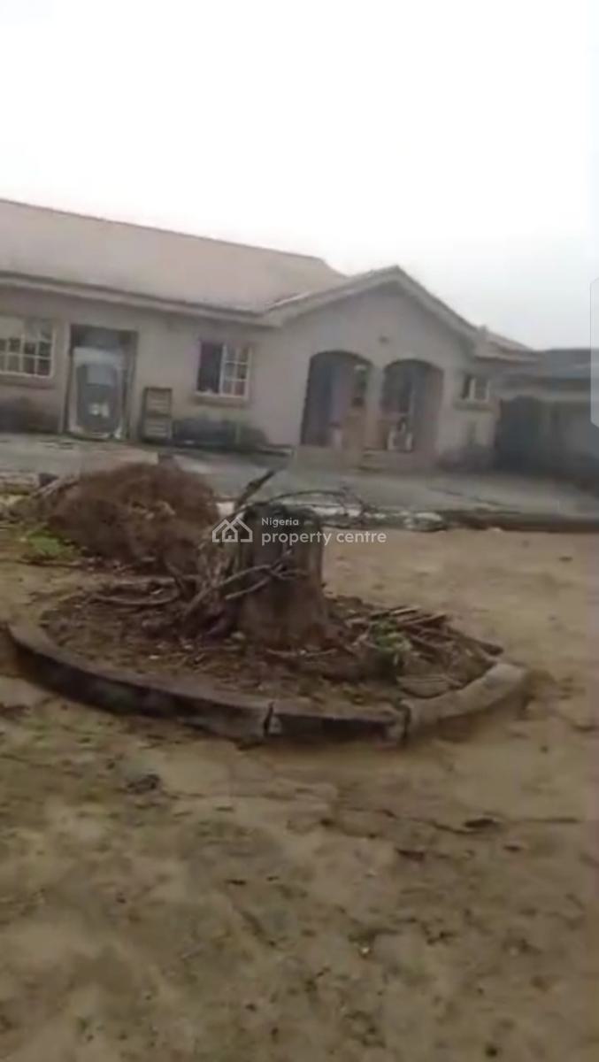 4bedroom Bungalow & a Room and Parlour Self Contained +security House, Awoyaya Ibeju-lekki Lagos, Awoyaya, Ibeju Lekki, Lagos, Detached Bungalow for Sale