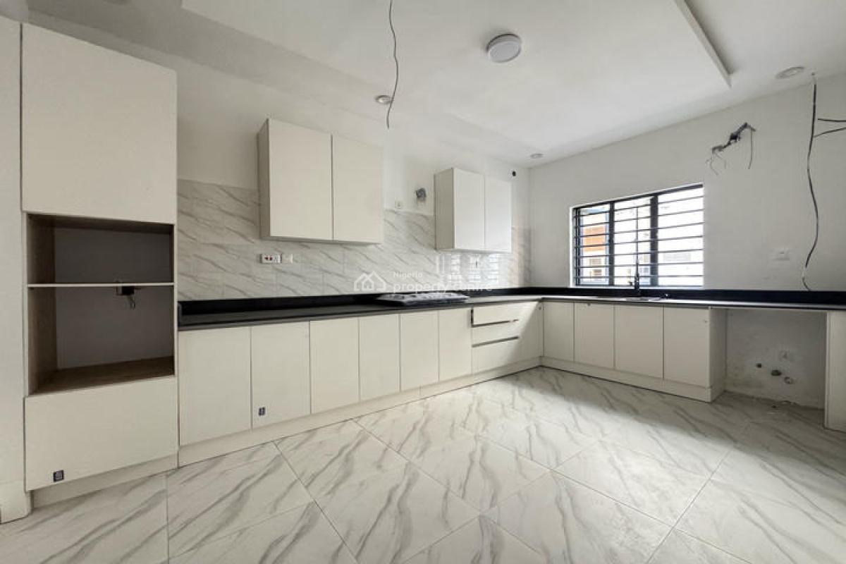 Astonishing 4 Bedroom Terrace Duplex with Bq, Ologolo, Lekki, Lagos, Terraced Duplex for Sale