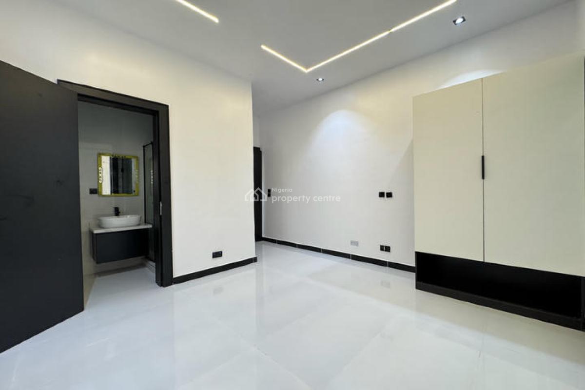 Stunning 5 Bedroom Detached House with Swimming Pool and Bq, Ologolo, Lekki, Lagos, Detached Duplex for Sale