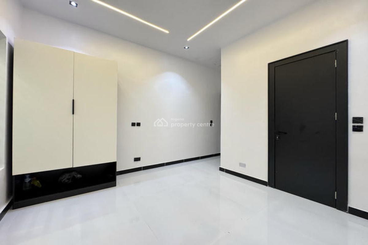 Stunning 5 Bedroom Detached House with Swimming Pool and Bq, Ologolo, Lekki, Lagos, Detached Duplex for Sale