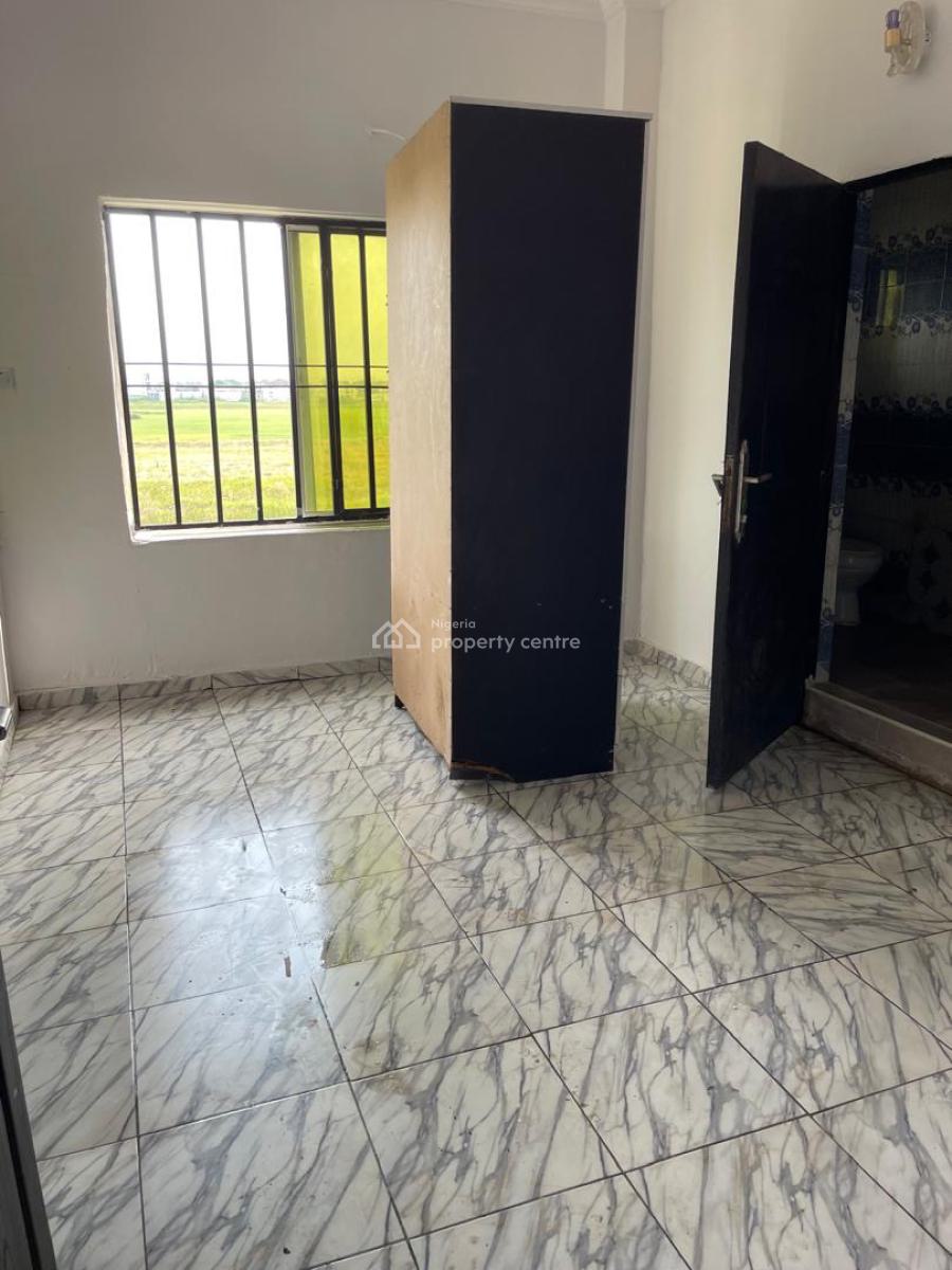 Service Studio with Meter, Chevron Drive, Lekki Expressway, Lekki, Lagos, Self Contain (single Rooms) for Rent