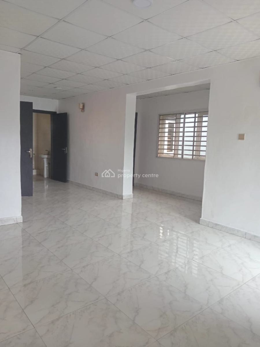 2bed, General Paint, Ajah, Lagos, Flat / Apartment for Rent