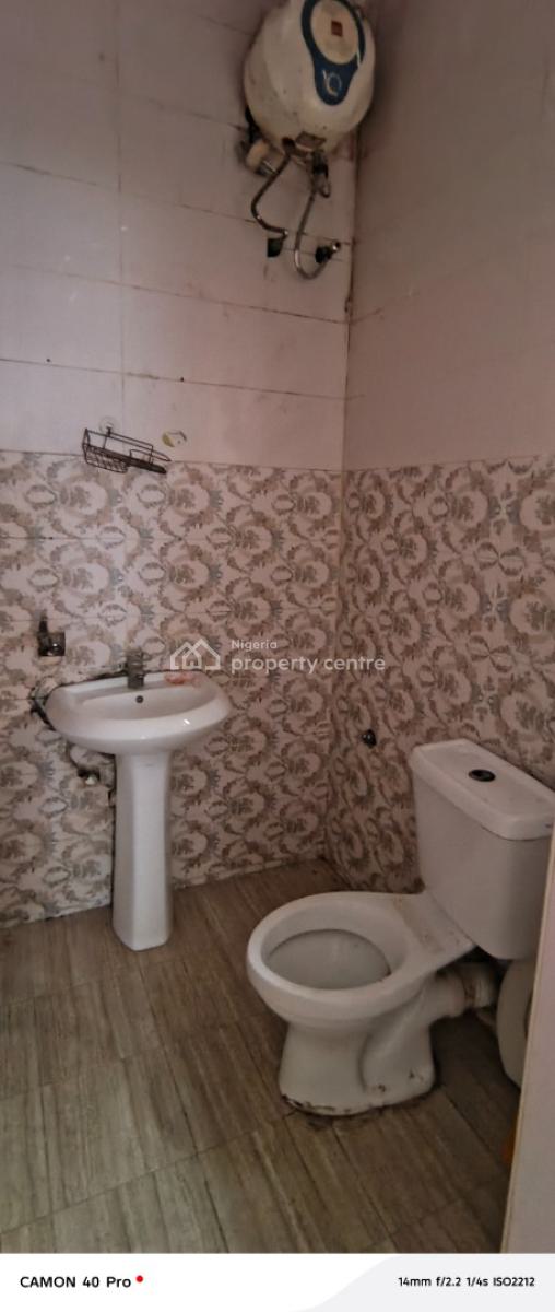 Standard Mini Flat with Visitor Toilet in Chevron Now Out, Chevron Conservation Rd, Lekki, Lagos, Mini Flat (room and Parlour) for Rent
