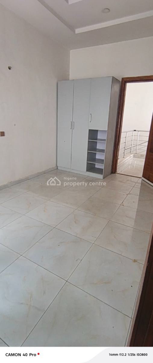 Clean Room and Parlor Mini Flat in Chevron Drive, in Estate Opposite Atlantic Mall, Lekki, Lagos, Mini Flat (room and Parlour) for Rent